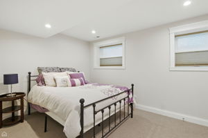 3642 N Keeler Ave_038