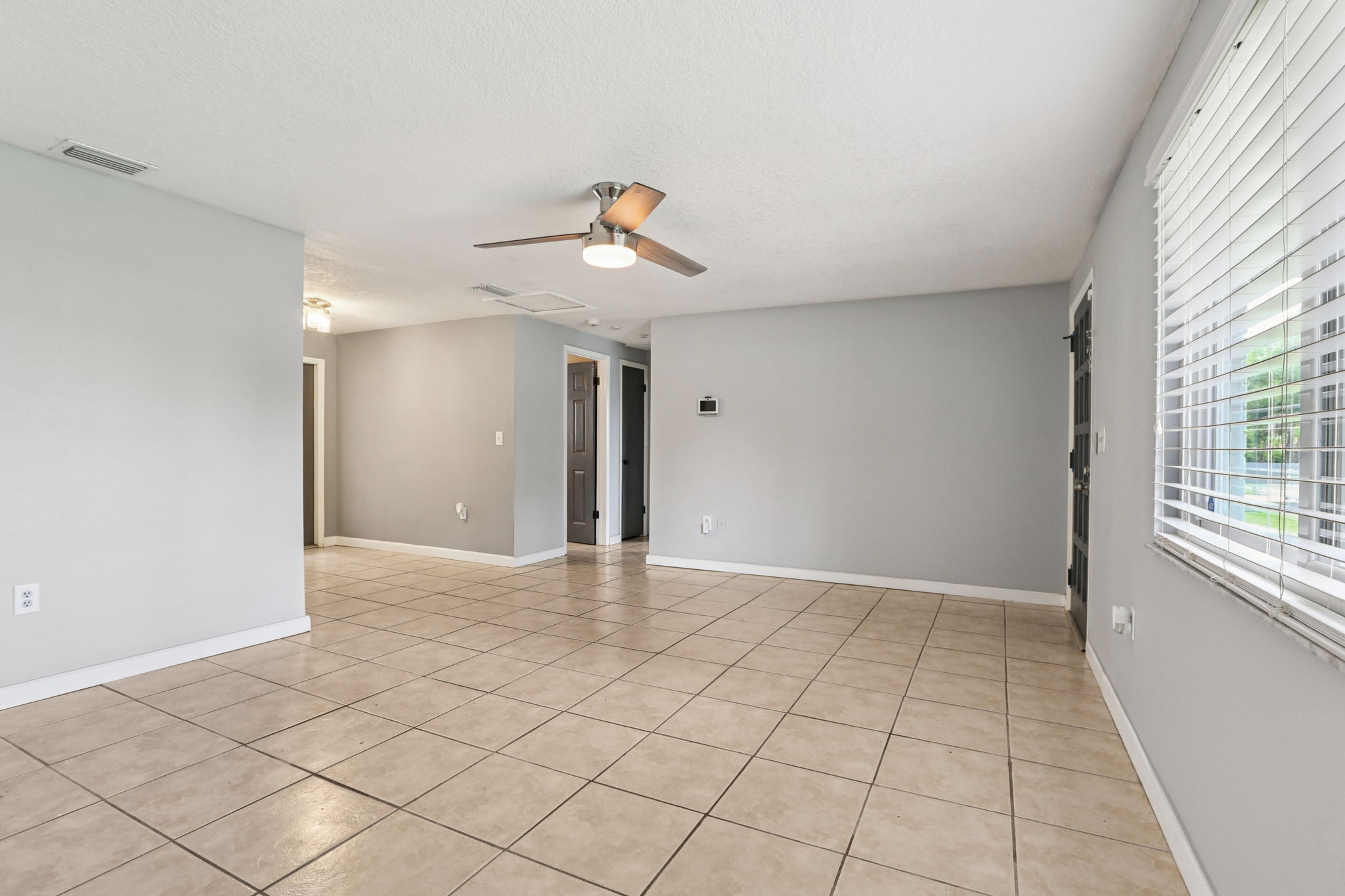 Monroe Dr-S1607-014
