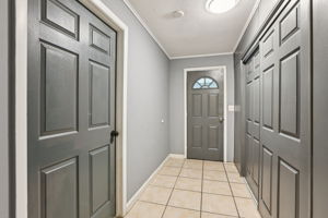 Monroe Dr-S1607-023