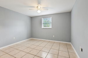 Monroe Dr-S1607-025