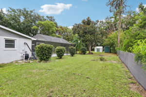 Monroe Dr-S1607-051