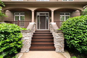 3643 N Hamlin Ave, Chicago, IL 60618_003