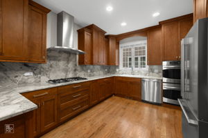 3643 N Hamlin Ave, Chicago, IL 60618_004