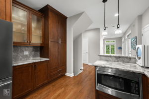 3643 N Hamlin Ave, Chicago, IL 60618_023