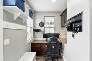  Photo 27