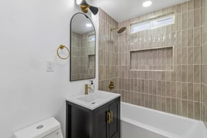 Curlew St-S1806-018.jpg