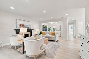 007_F8_36466 Haley St