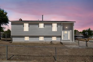 IMG_2991 day to dusk.jpeg