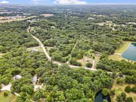  Photo 44