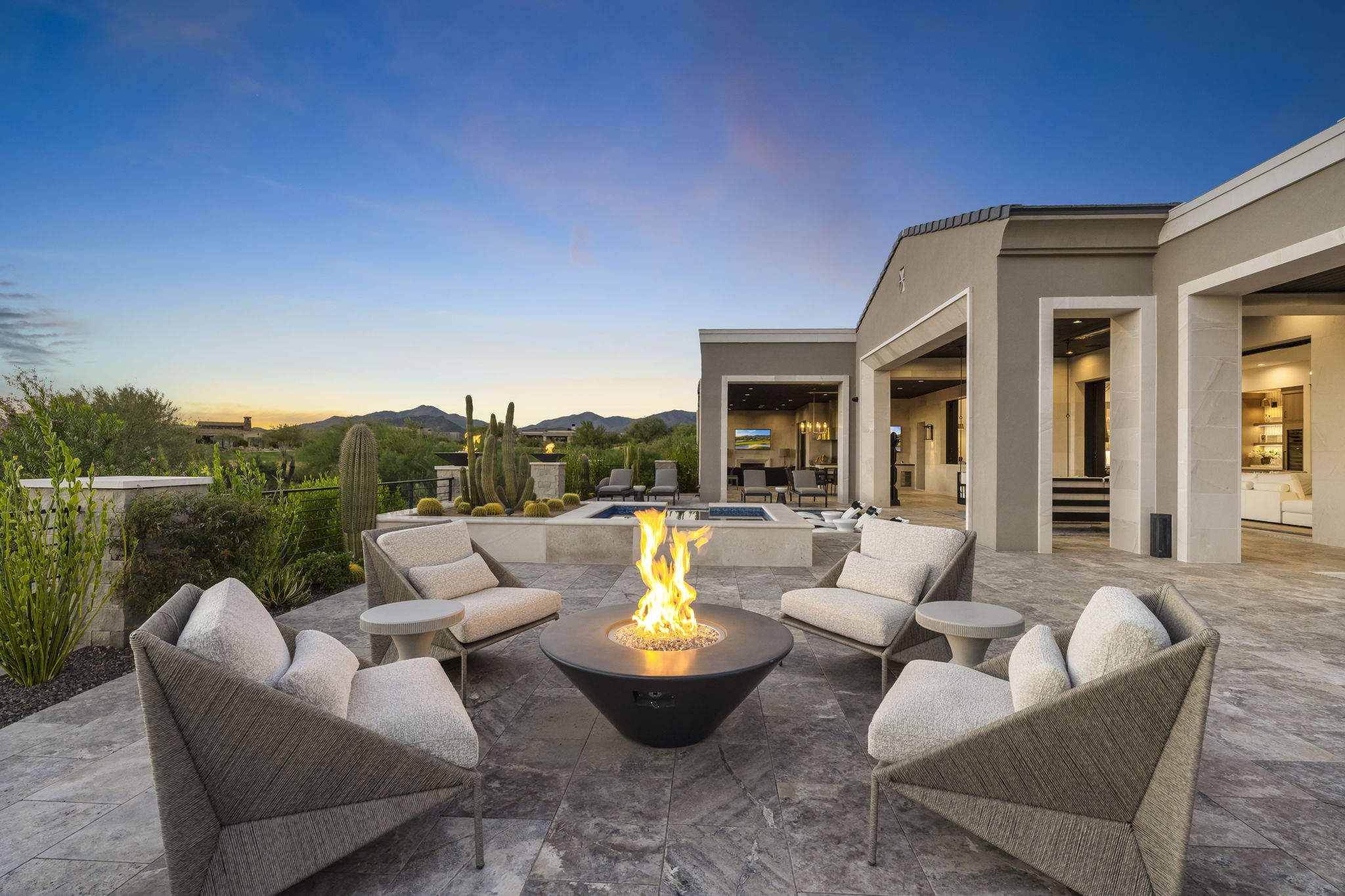  Photo 80