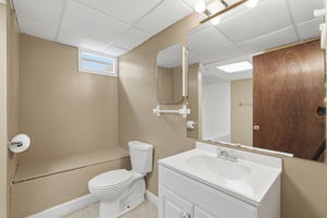 Photo 44