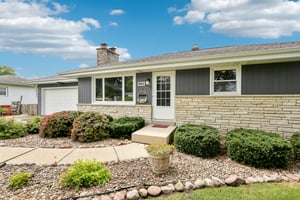 N Newman Rd-S0907-006.jpg