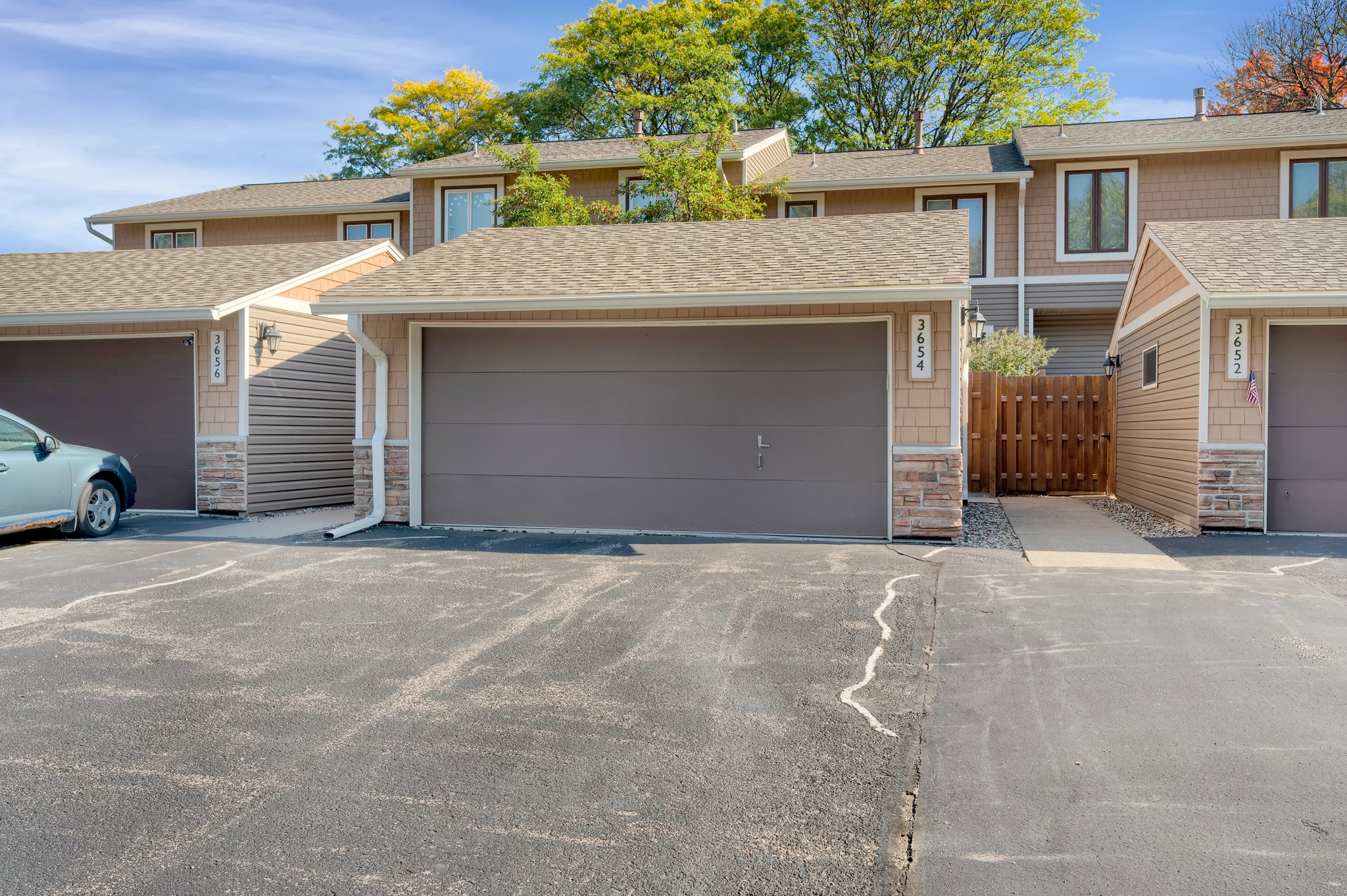 3654 Auger Ave, White Bear Lake, MN 55110, USA Photo 1