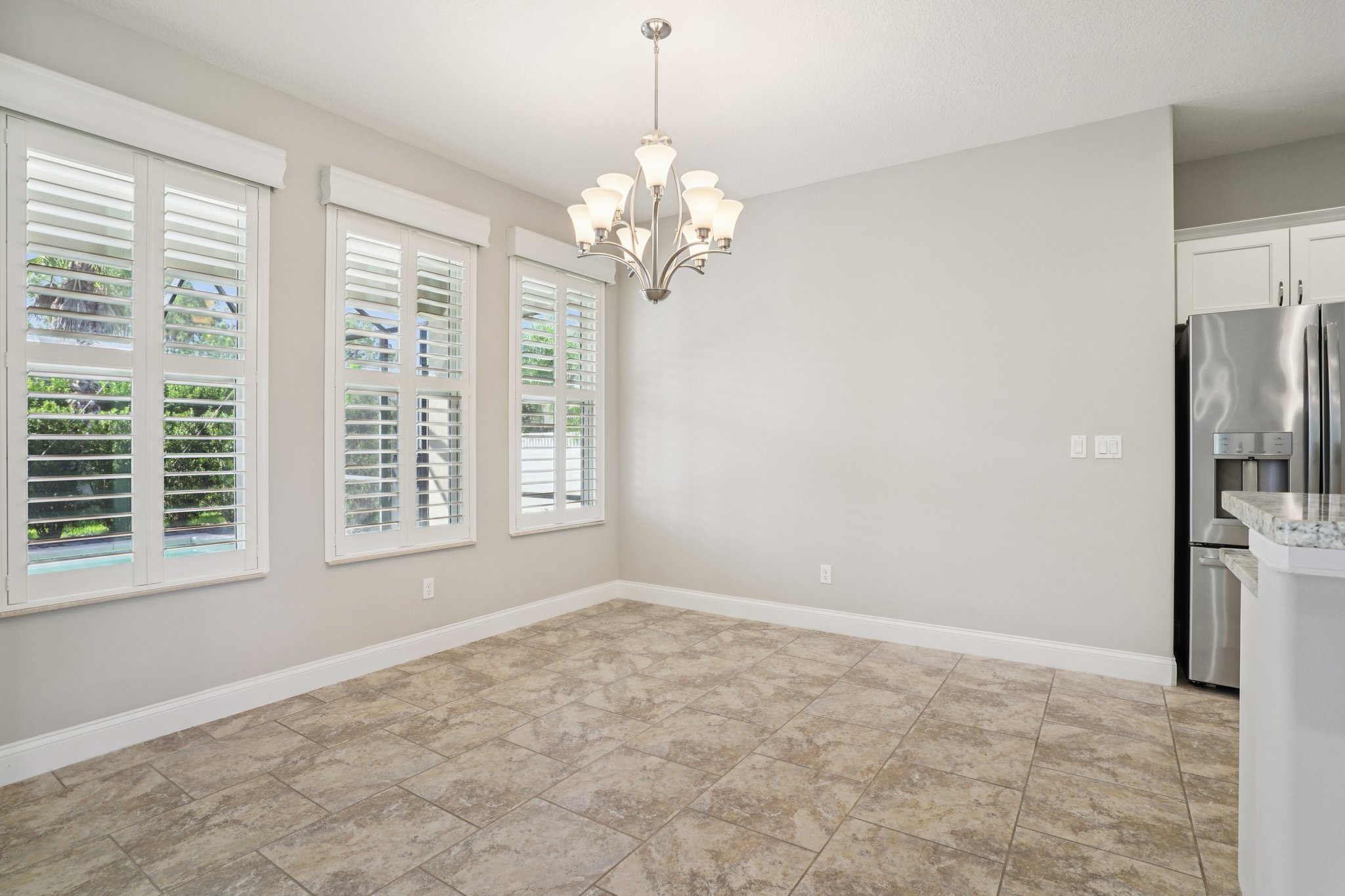 Pini Ave-S1410-014.jpg