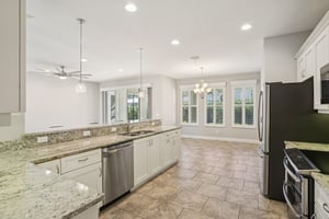 Pini Ave-S1410-012.jpg