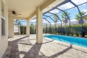 Pini Ave-S1410-042.jpg