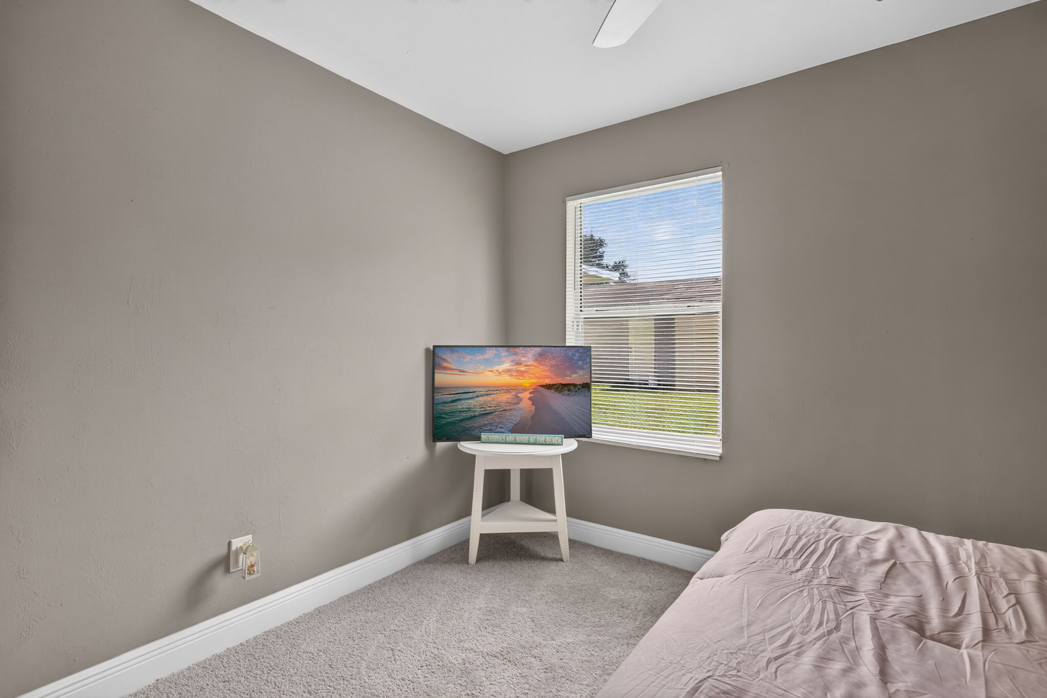 Guest Bedroom 3 - 2 of 2