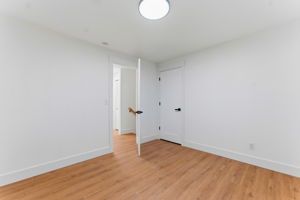  Photo 37