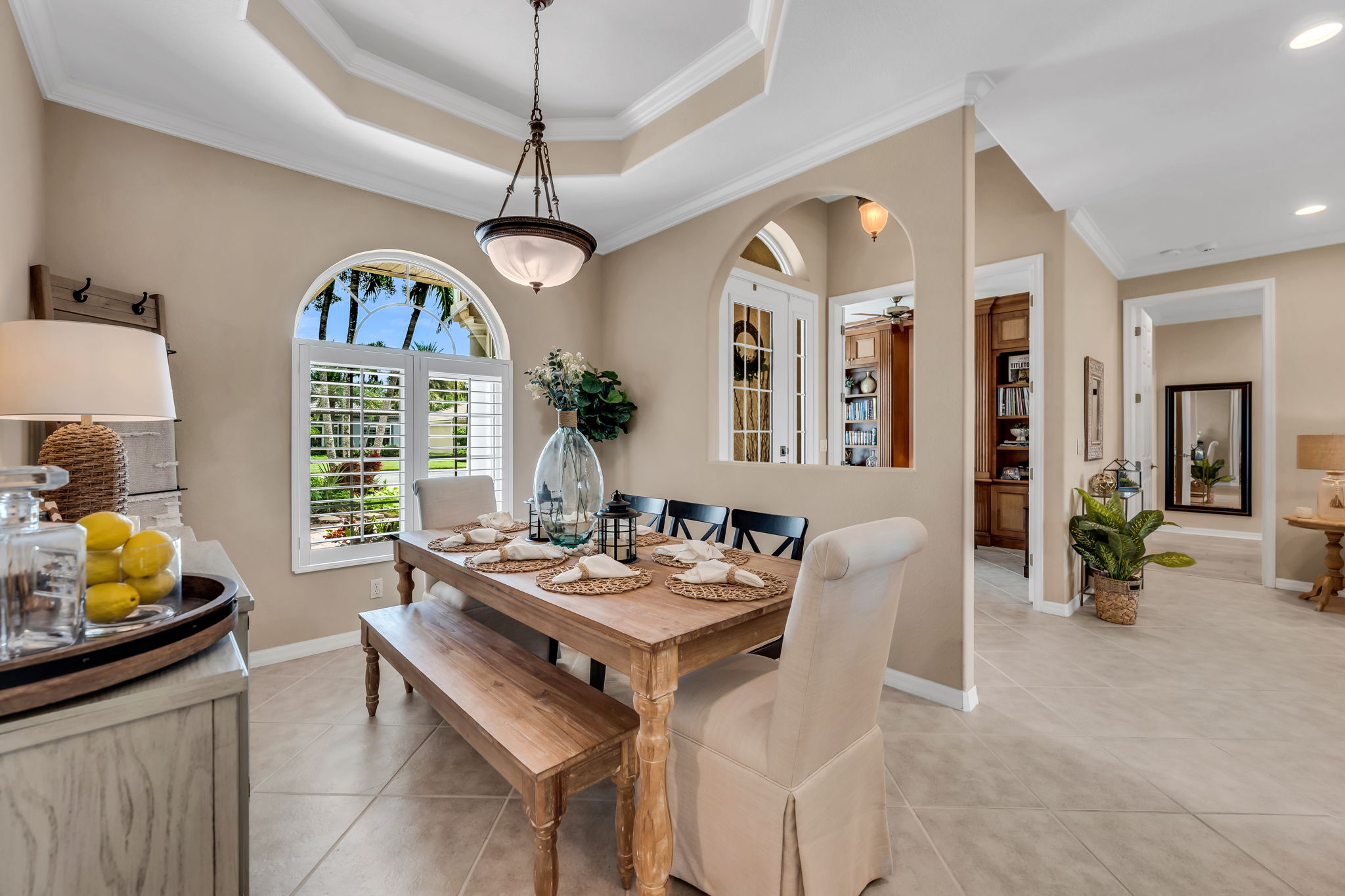 Dining Foyer