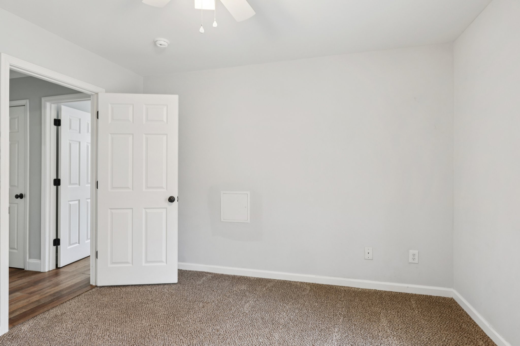 Burton St-S0903-043.jpg