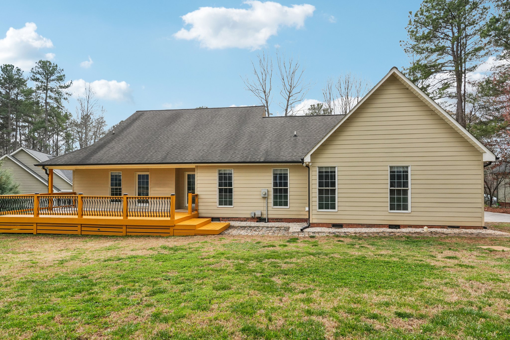 Burton St-S0903-053.jpg