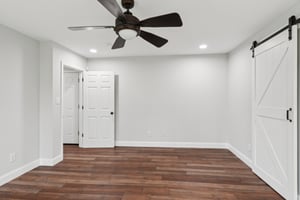 Burton St-S0903-030.jpg