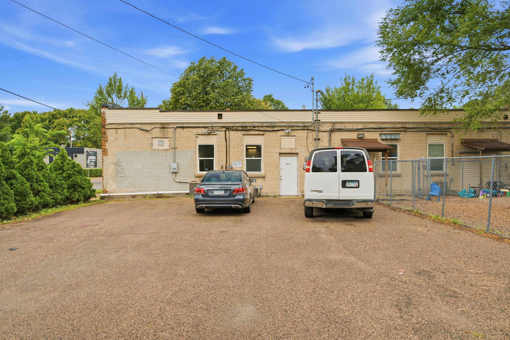  Photo 12