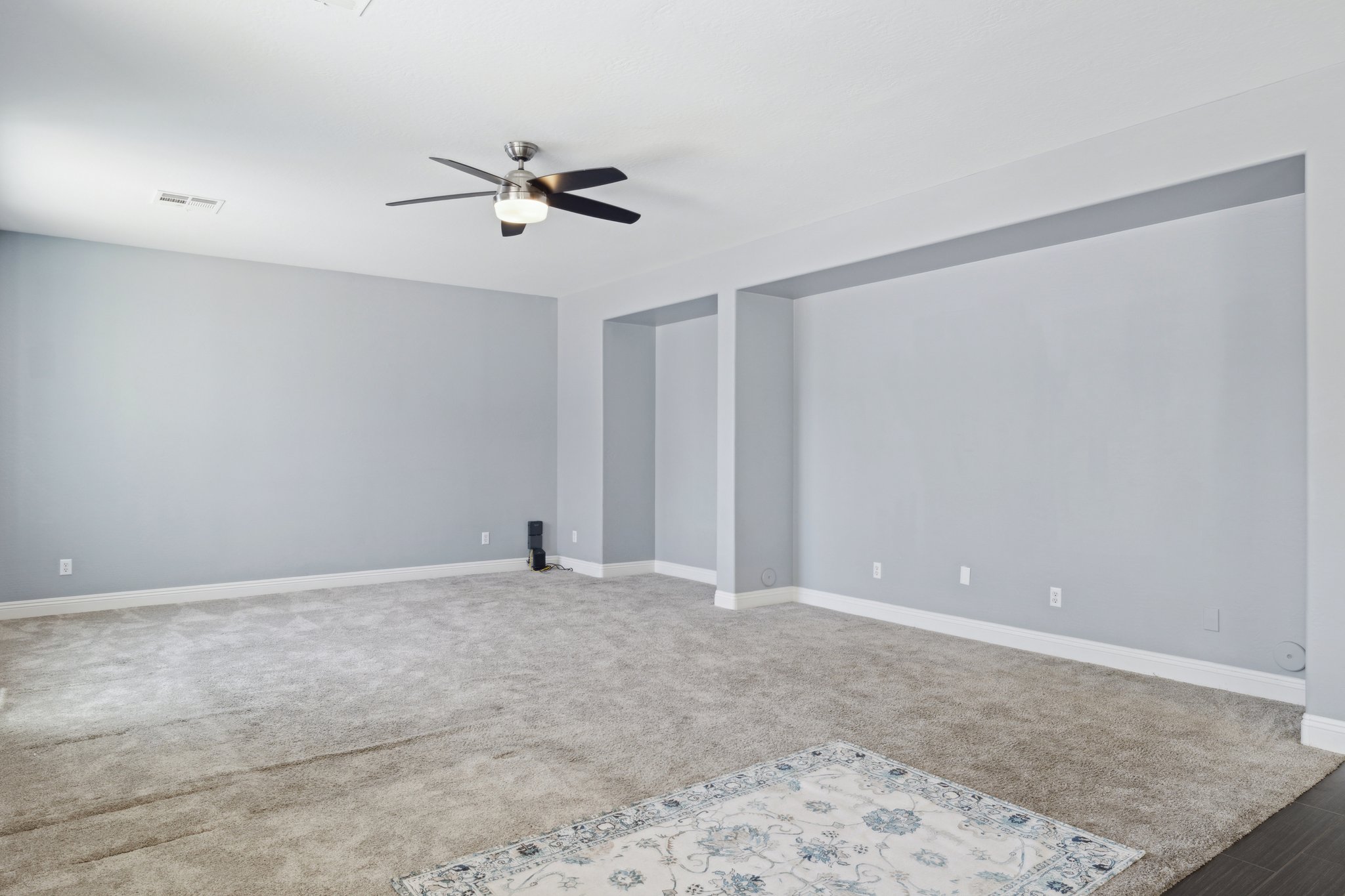 Family Room with Niche