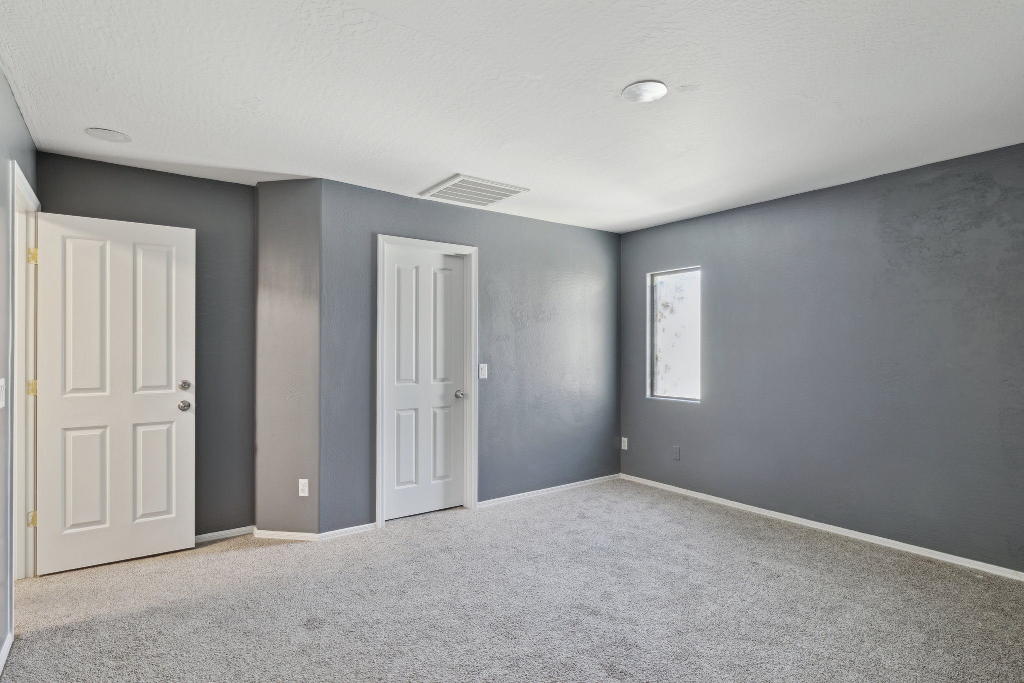 Master Bedroom to the left/ walk in closet