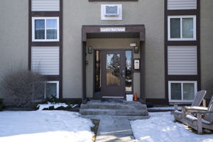 366 94 Ave SE, Calgary, AB T2J 5P1, Canada Photo 0