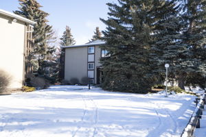 366 94 Ave SE, Calgary, AB T2J 5P1, Canada Photo 18