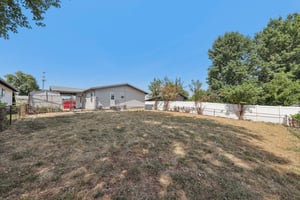 3660 Woodman Dr-S1909-021.jpg