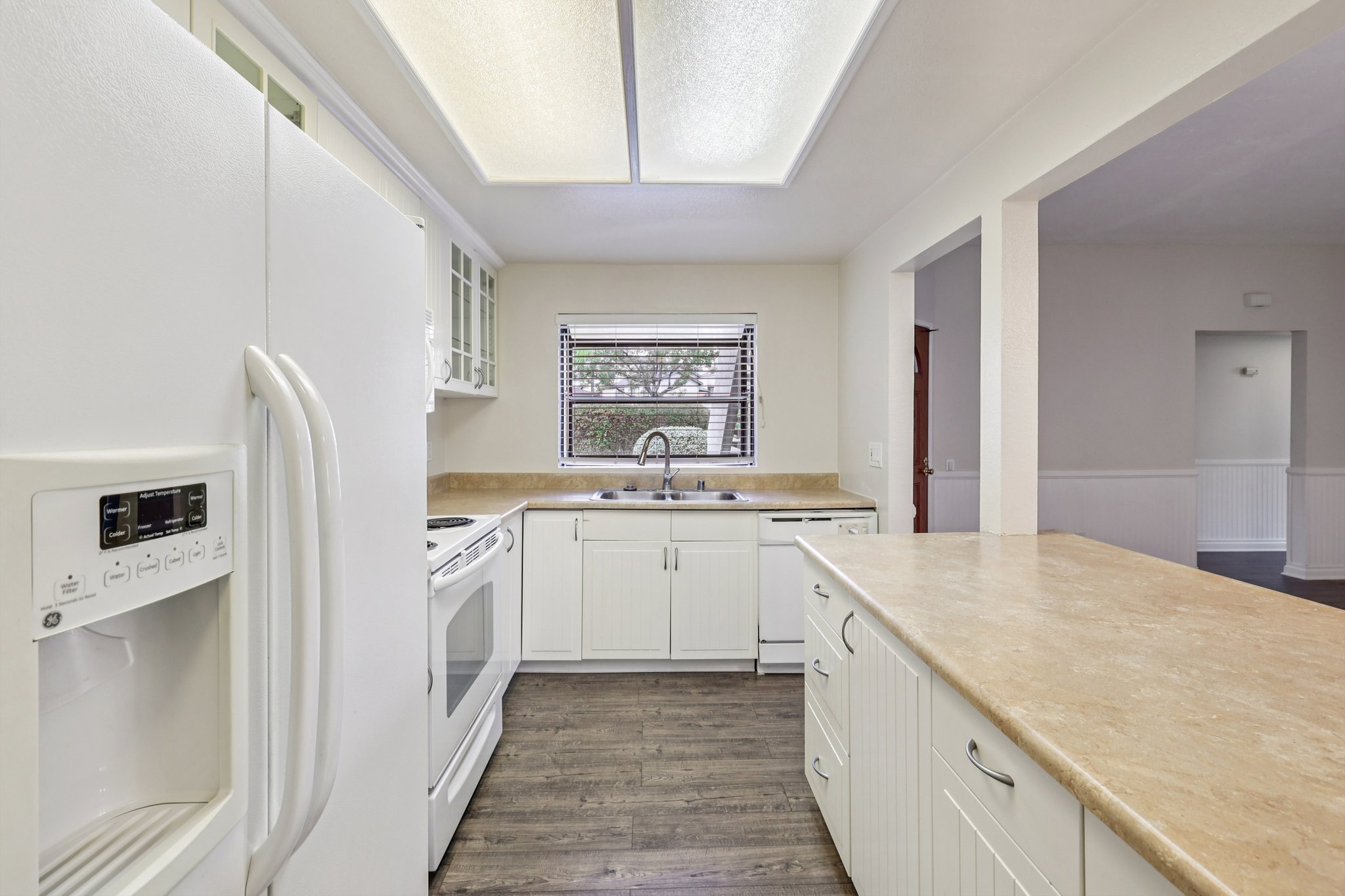 Avocado Village Ct 115-S0601-011.jpg