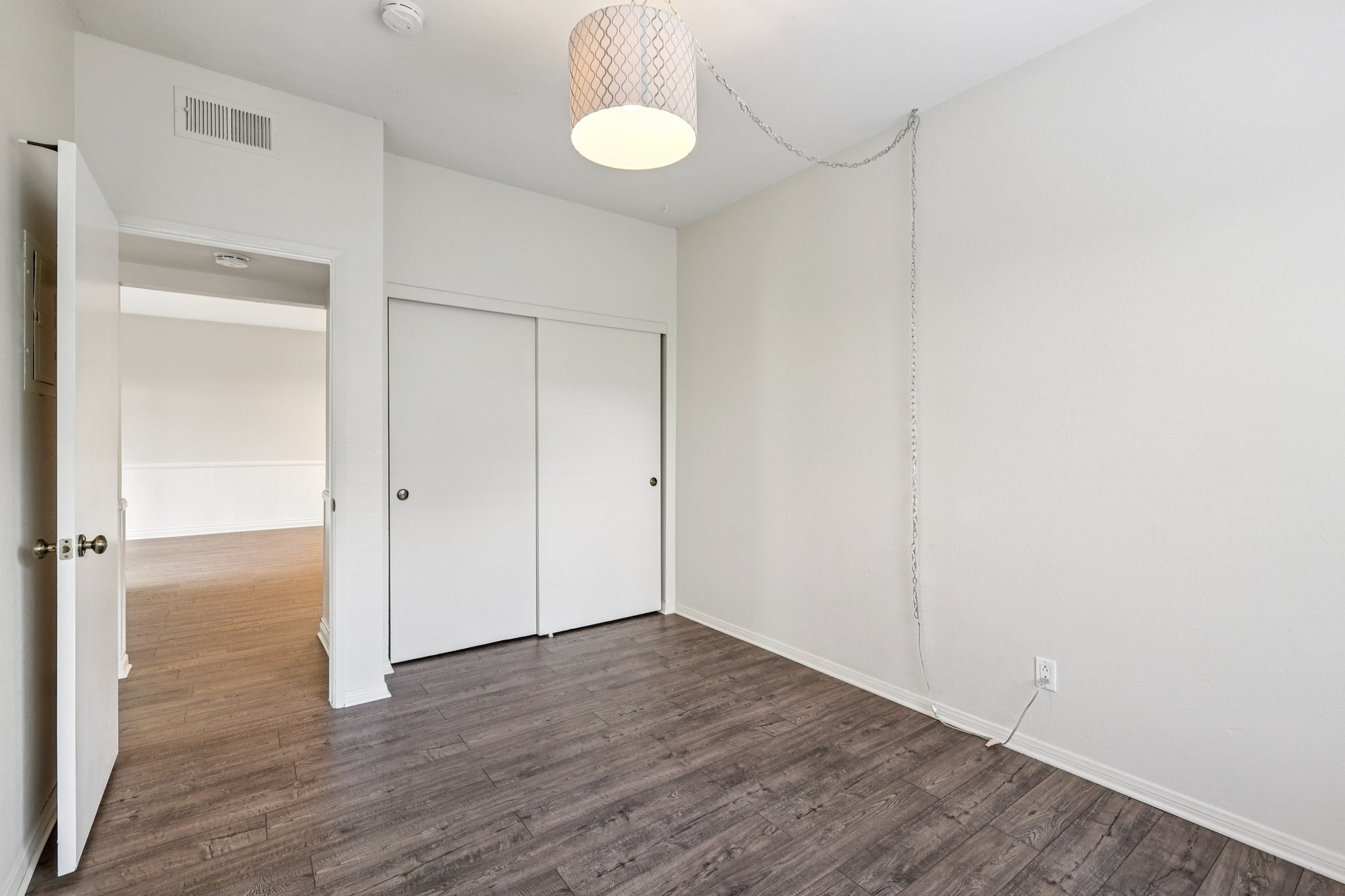 Avocado Village Ct 115-S0601-016.jpg