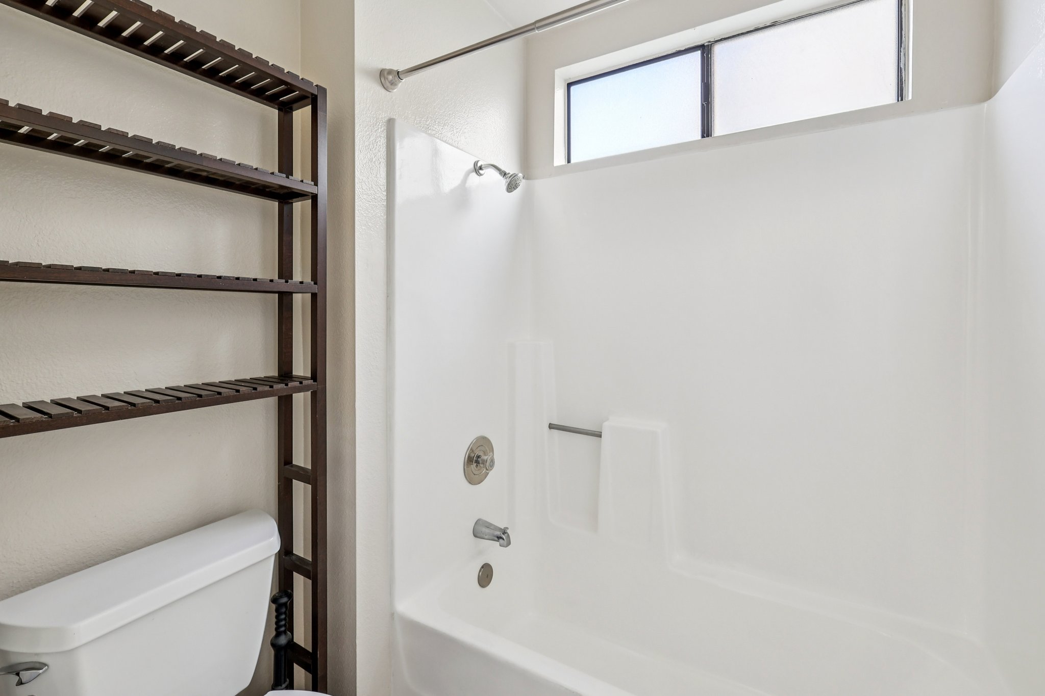 Avocado Village Ct 115-S0601-019.jpg