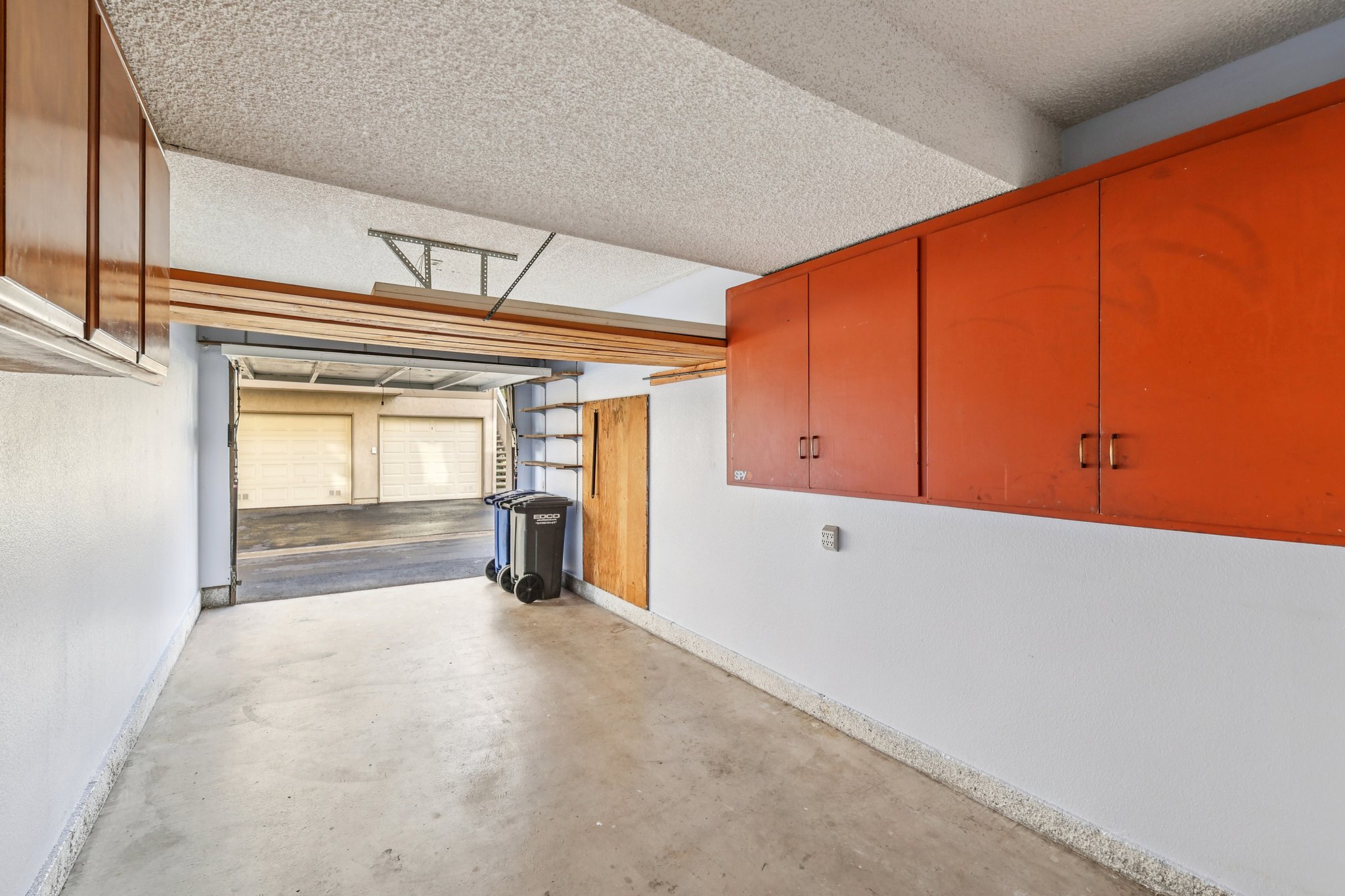 Avocado Village Ct 115-S0601-024.jpg