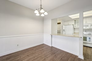 Avocado Village Ct 115-S0601-005.jpg