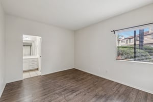 Avocado Village Ct 115-S0601-022.jpg