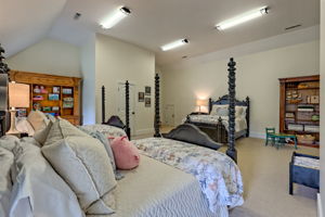  Photo 36