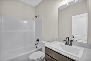  Photo 46