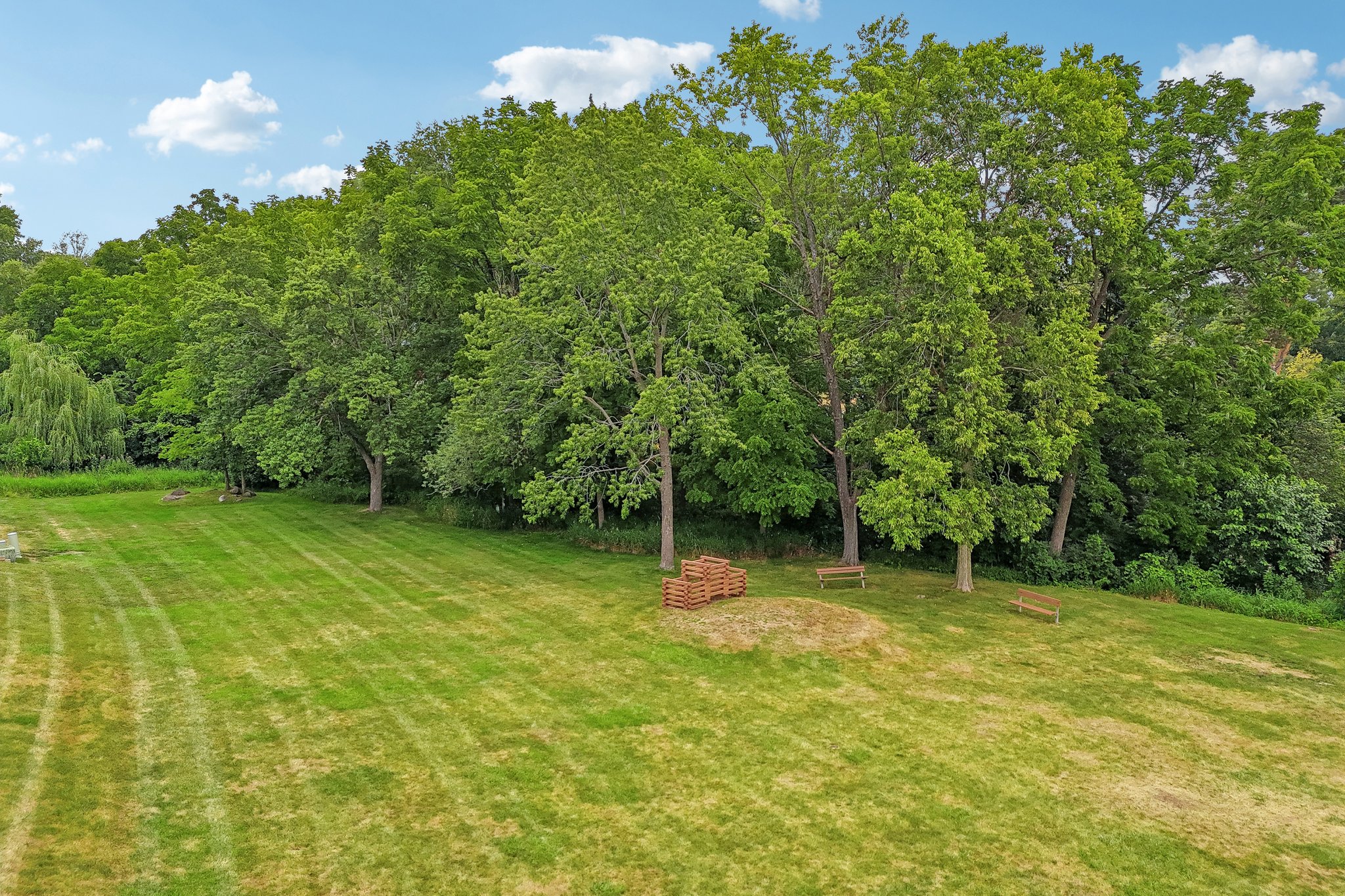 Shadybrook Pl-0108-910.jpg