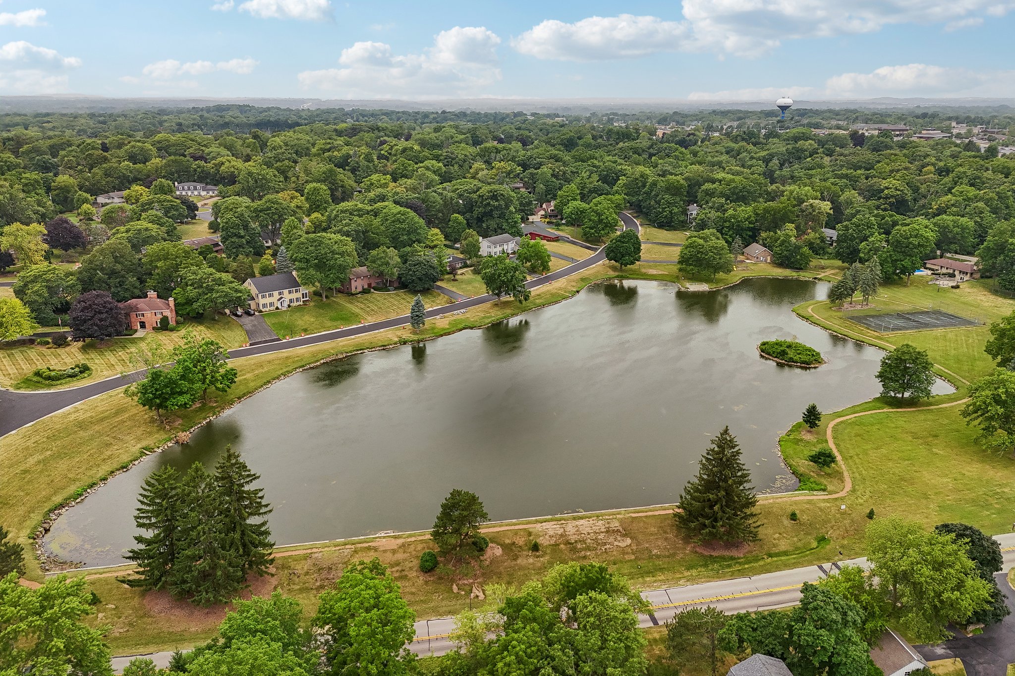 Shadybrook Pl-0108-911.jpg