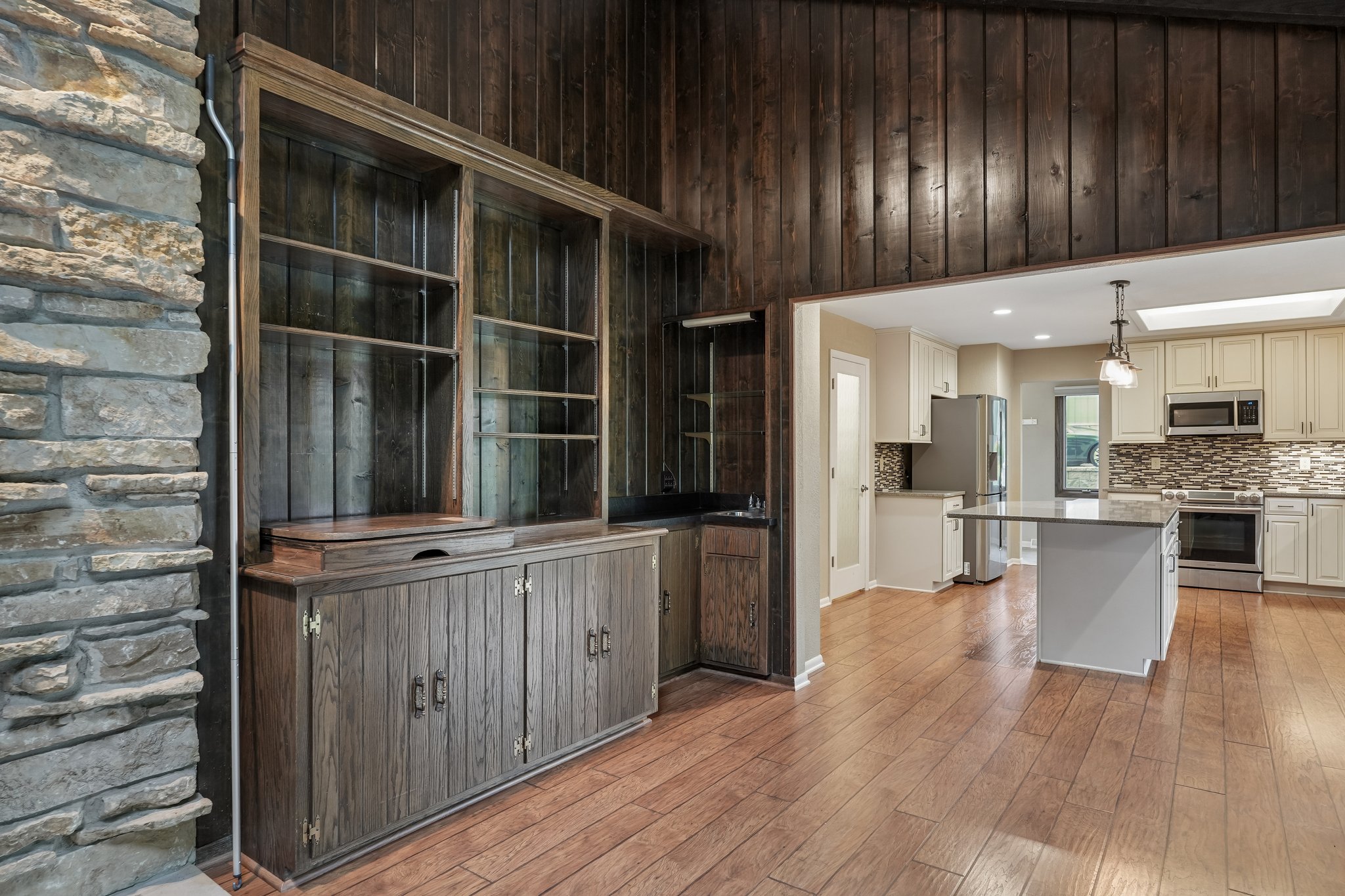 Shadybrook Pl-S0108-010.jpg