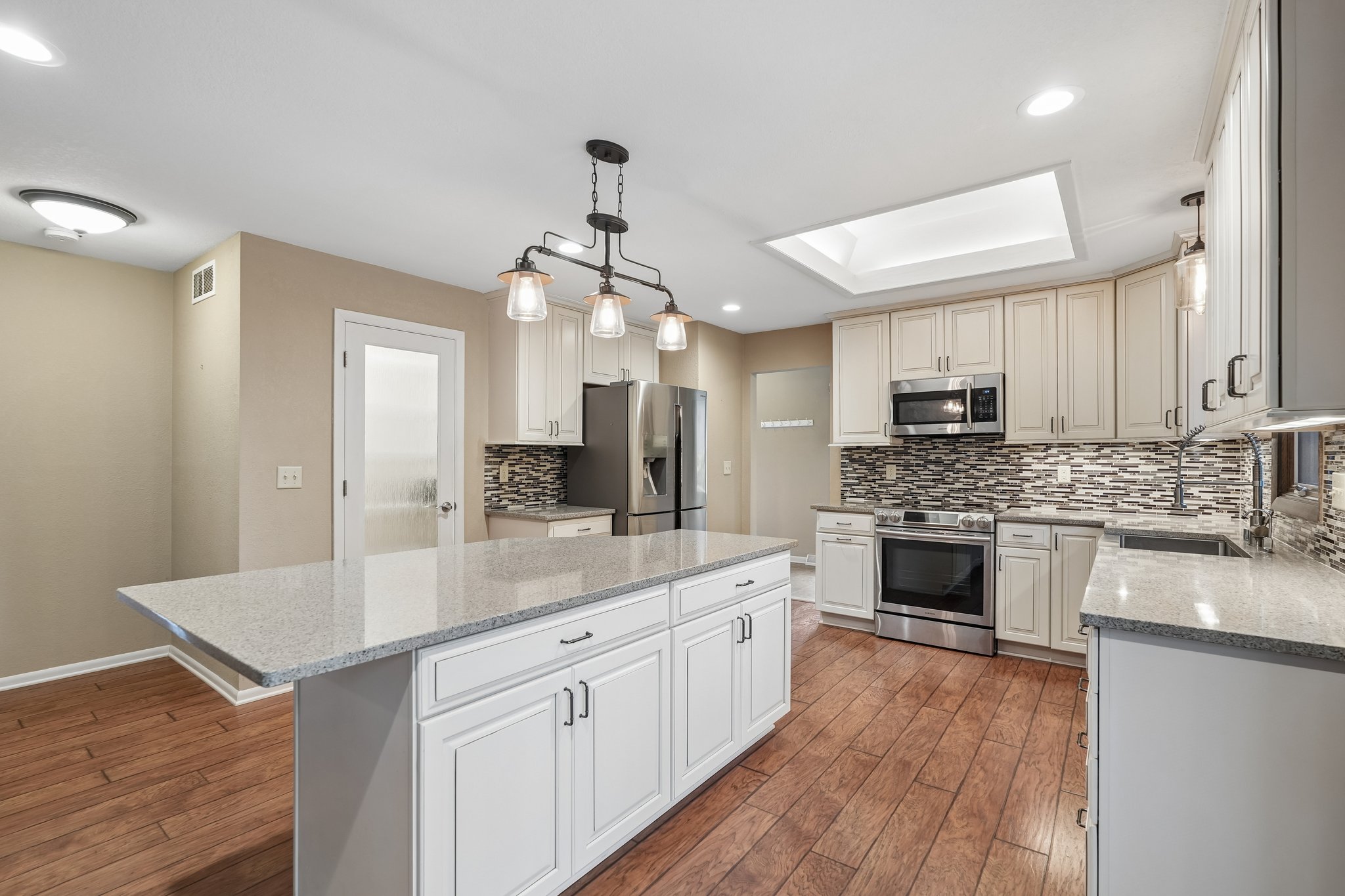 Shadybrook Pl-S0108-013.jpg