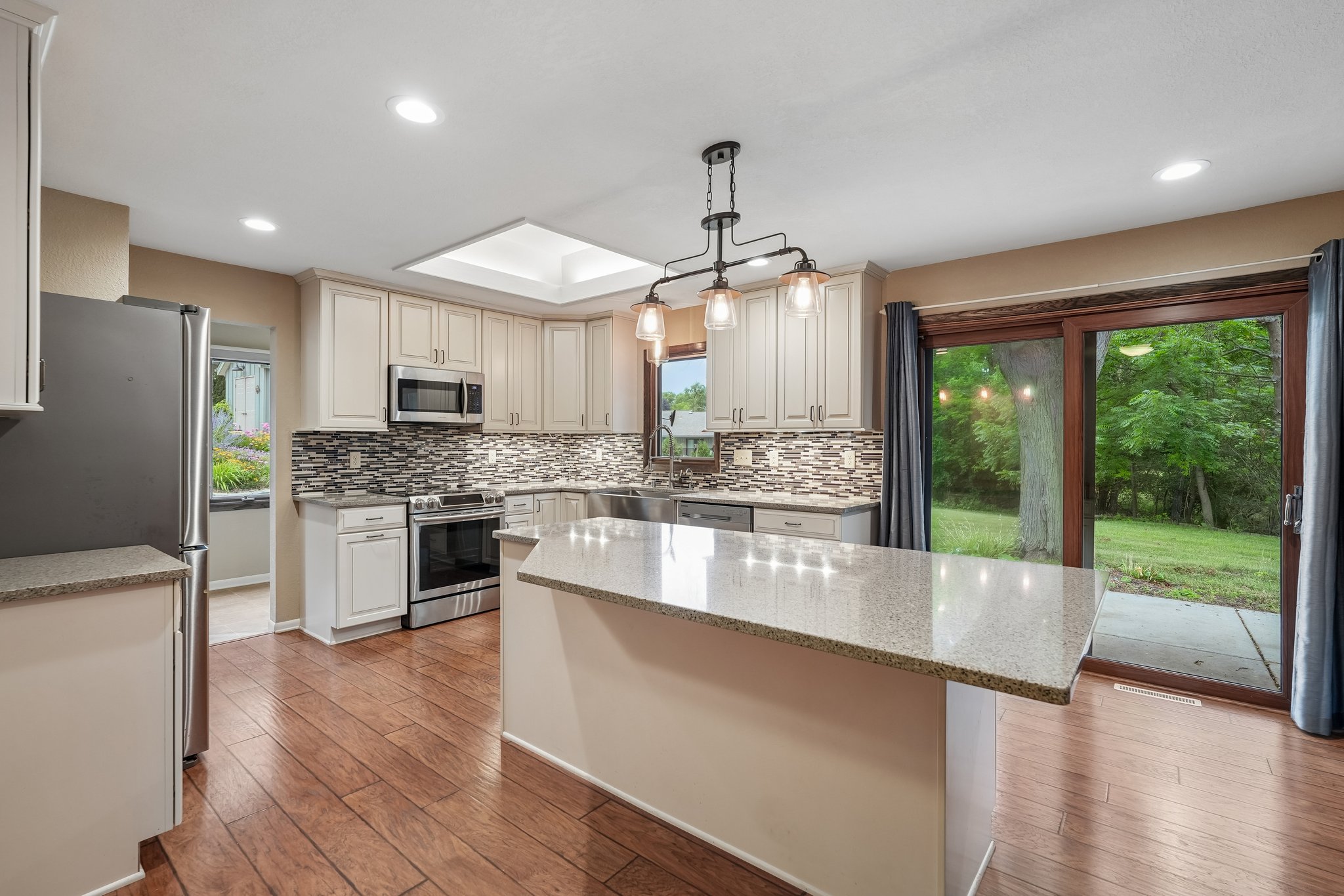 Shadybrook Pl-S0108-014.jpg