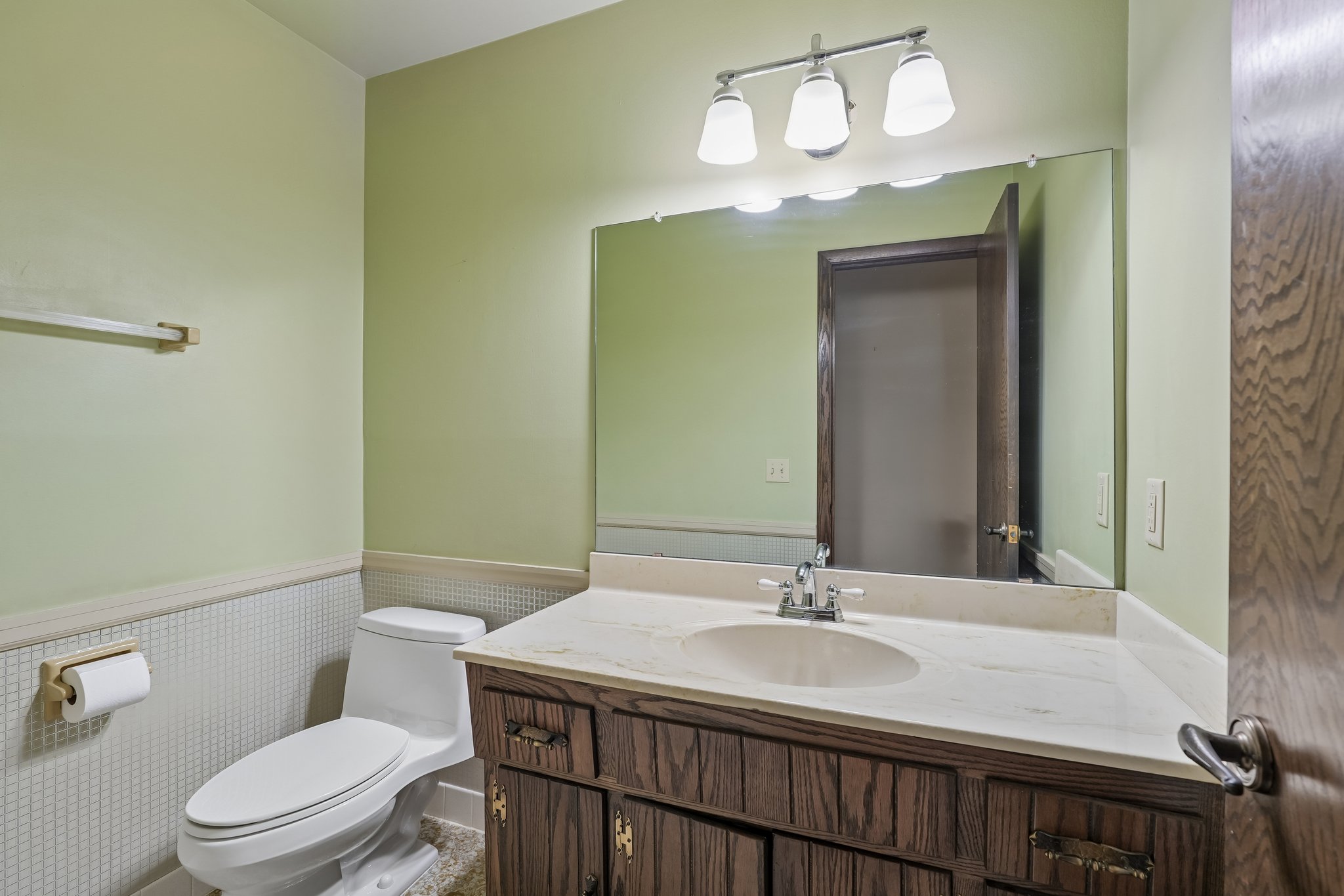 Shadybrook Pl-S0108-027.jpg