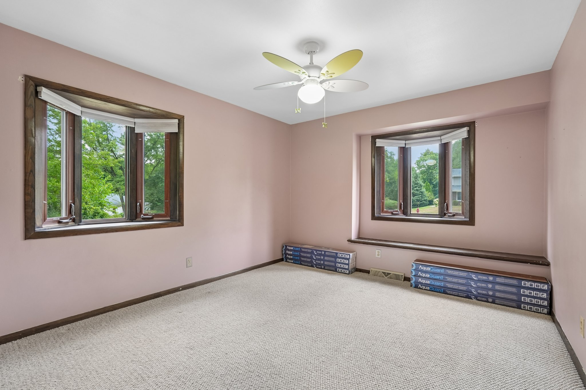 Shadybrook Pl-S0108-031.jpg