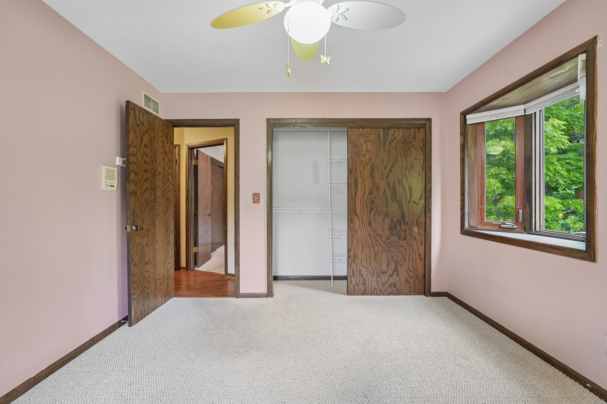 Shadybrook Pl-S0108-032.jpg