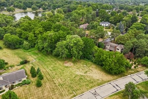 Shadybrook Pl-0108-909.jpg