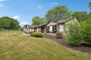 Shadybrook Pl-S0108-002.jpg
